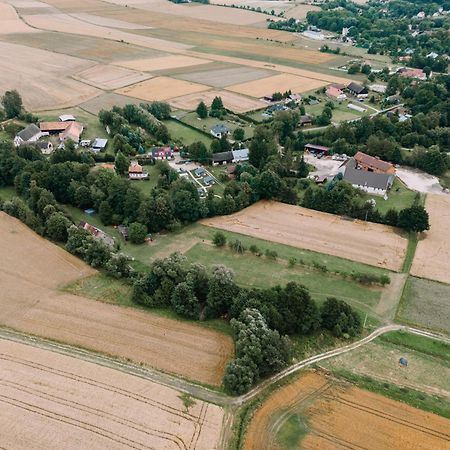 Domek Caloroczny Na Wylacznosc Niebieska Osada Nad Gorskim Potokiem Stary Waliszow Dış mekan fotoğraf